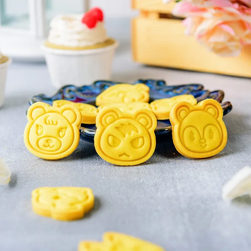 케이크 쿠키 동물의 숲 커터 귀여운 애니메이션 피규어  - Baking Kitchen Set 리뷰 및 가격
