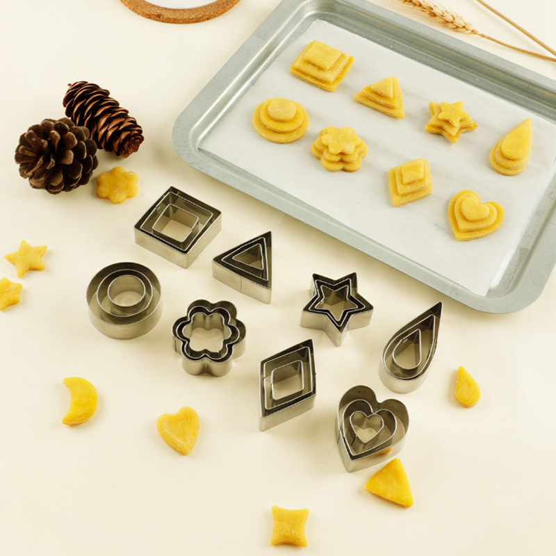 12/30PCS 스테인리스 스틸 미니 쿠키 커터 세트  - Baking Kitchen Set 리뷰 및 가격